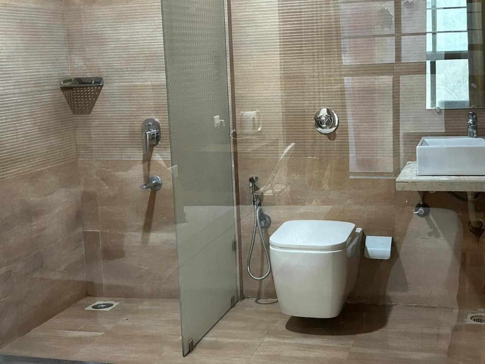 Hotel Bkc Mannat Мумбай Екстериор снимка